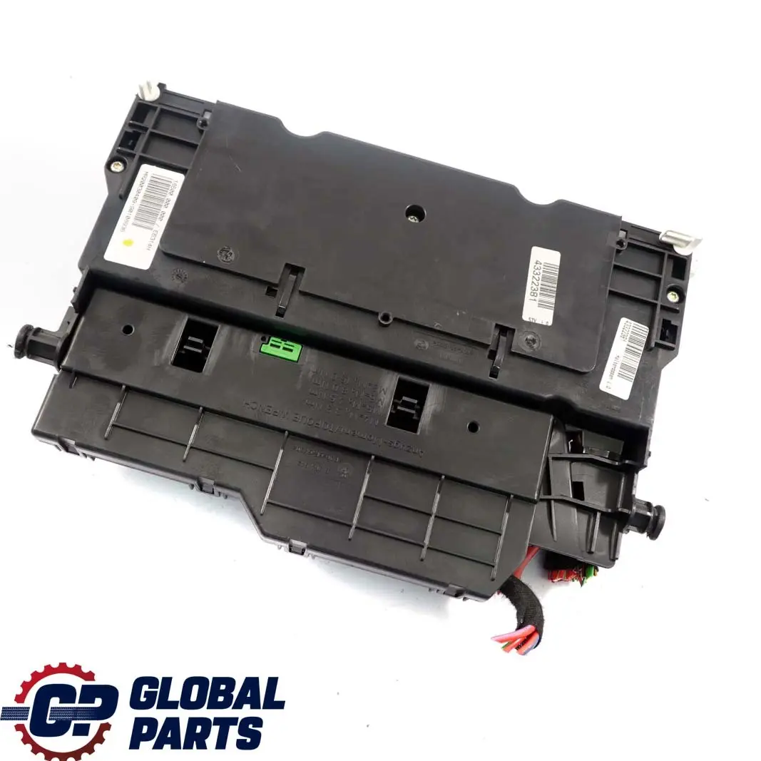 BMW E46 X3 E83 1 Caja De distribucion De fusibles 8364540