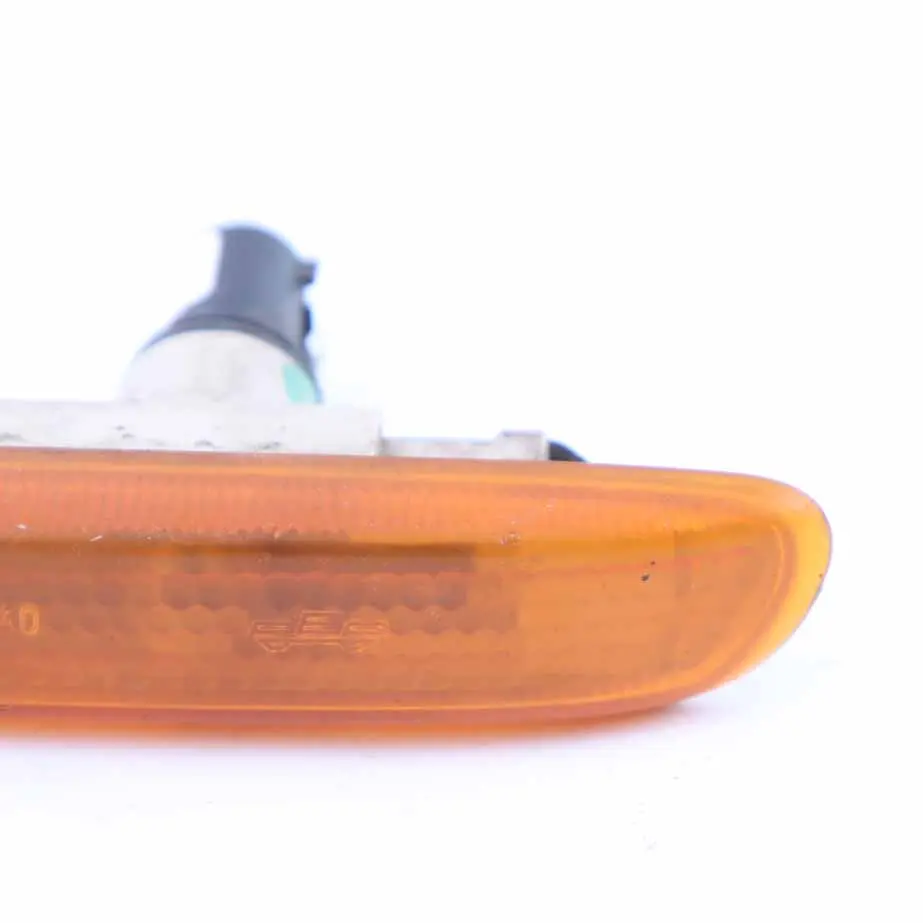 BMW E46 Indicator Lamp Fender Right O/S Side Additional Turn Yellow 8370720