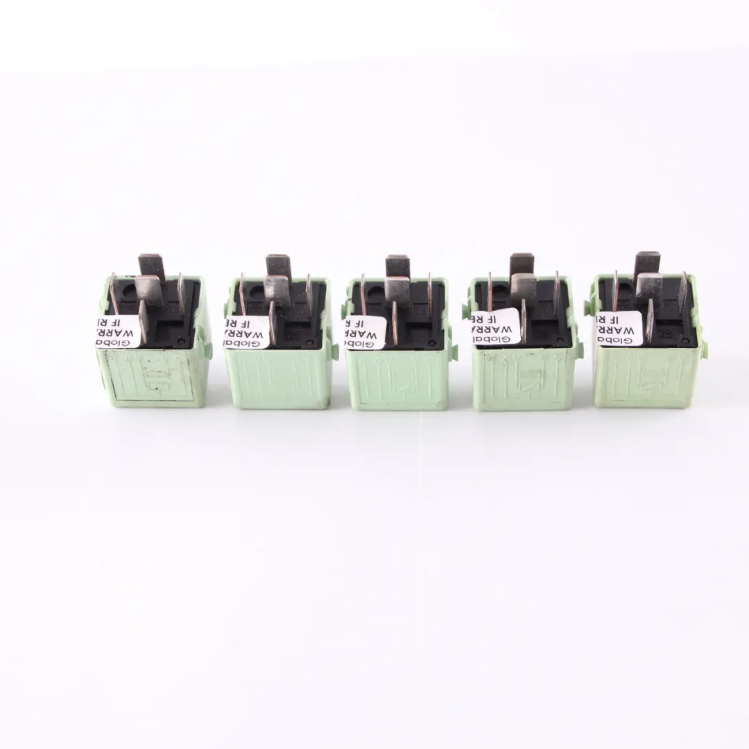 BMW E60 E63 E87 E90 E91 5X Relay Make Contact White Green Set 8373700