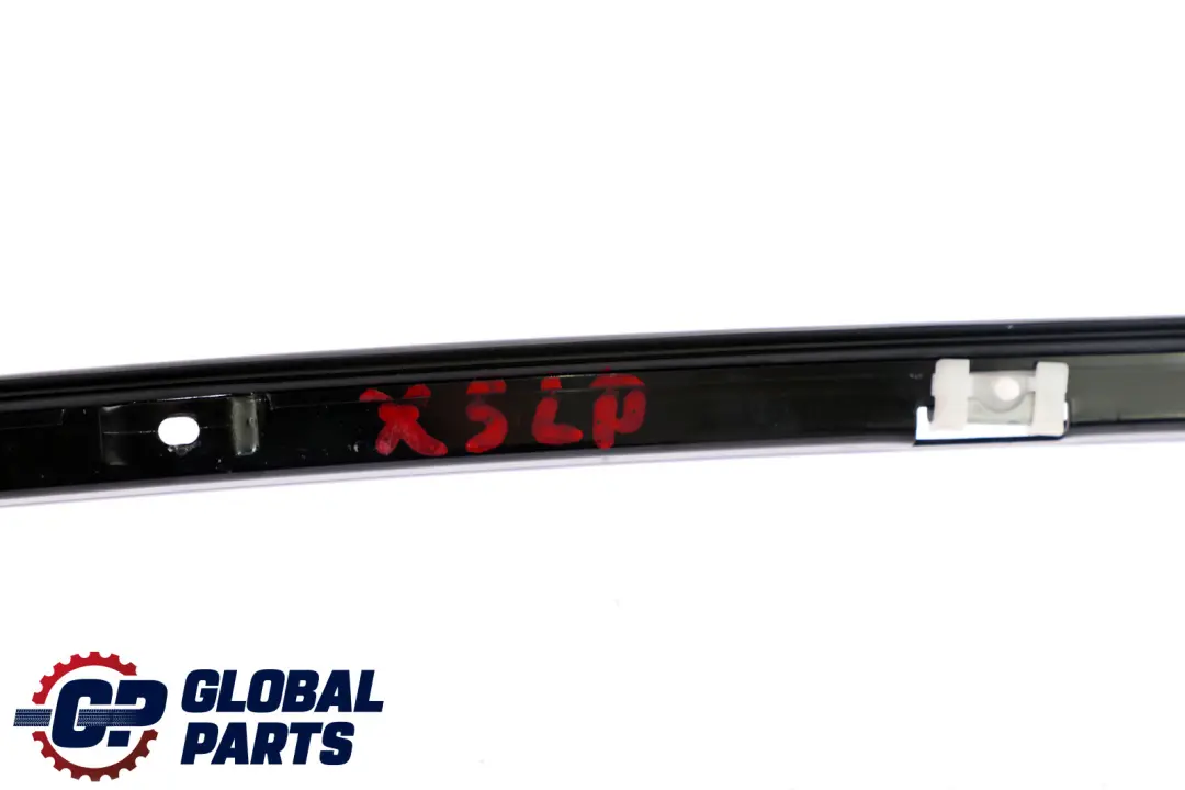 BMW X5 E53 Couverture Chassis de Fenetre Porte avant Gauche 8408303