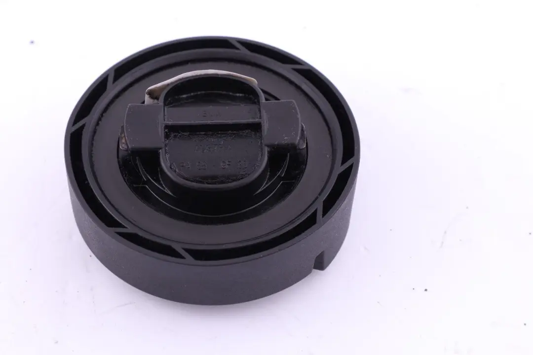 BMW 1 3 5 Series E60 E87 E90 F10 F11 F20 F21 F30 Engine Oil Filler Cap 8507153