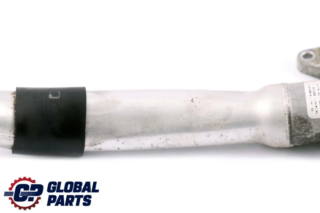 BMW F20 F21 F30 LCI M140i 340i Tubo De retorno del radiador 8630023