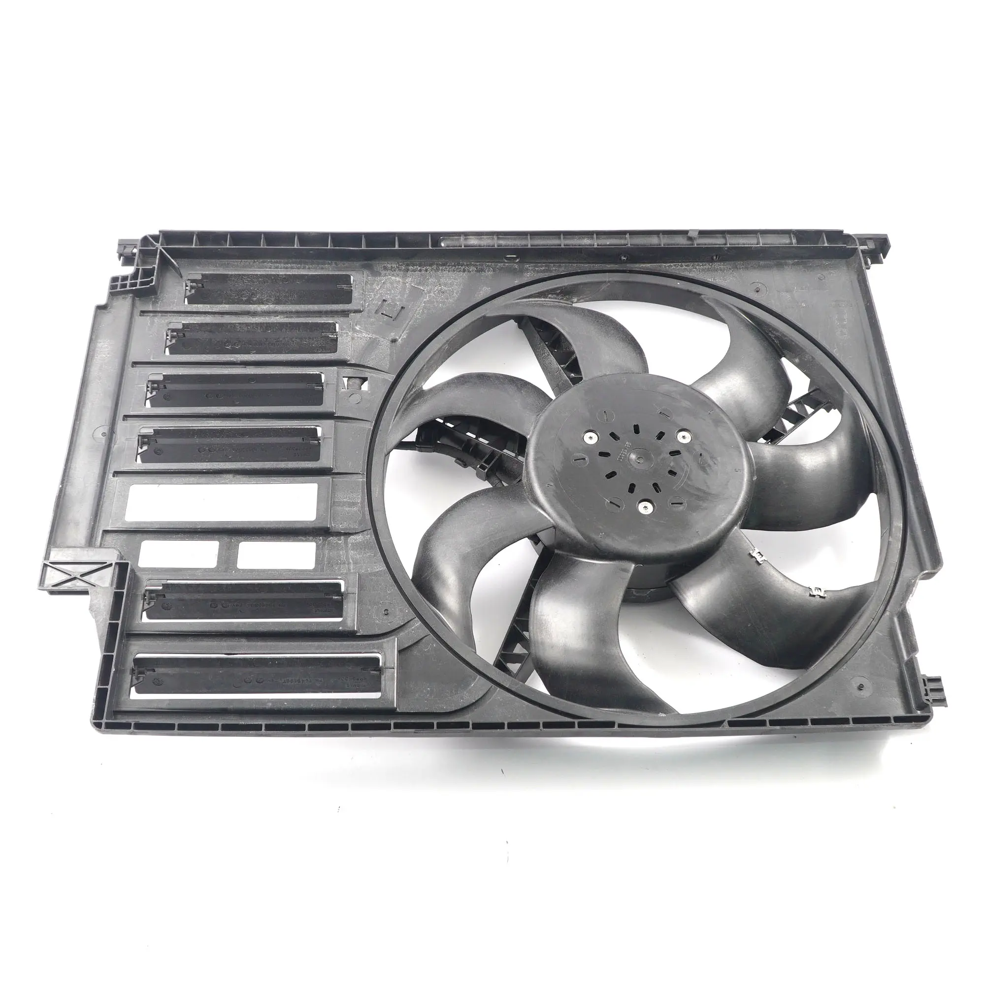 Ventilador radiador BMW F40 X1 F48 Mini F56 Carcasa refrigeración 850W 8645859