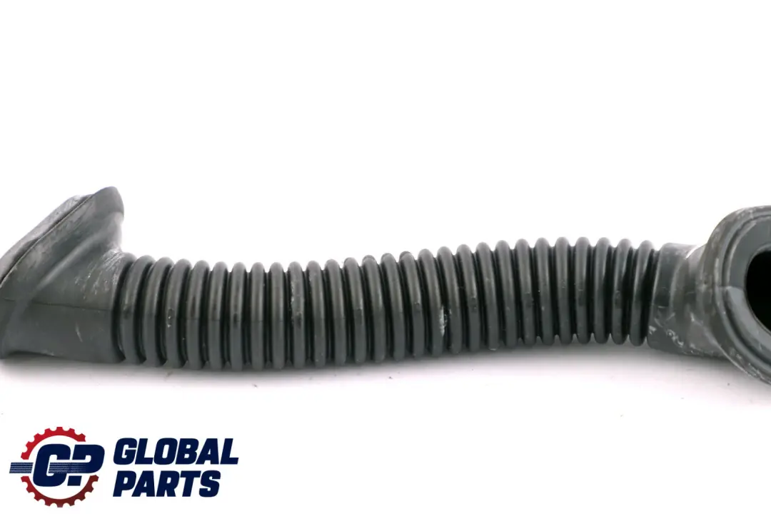 BMW 1 Series F40 Grommet Trunk Lid Left N/S 8782071