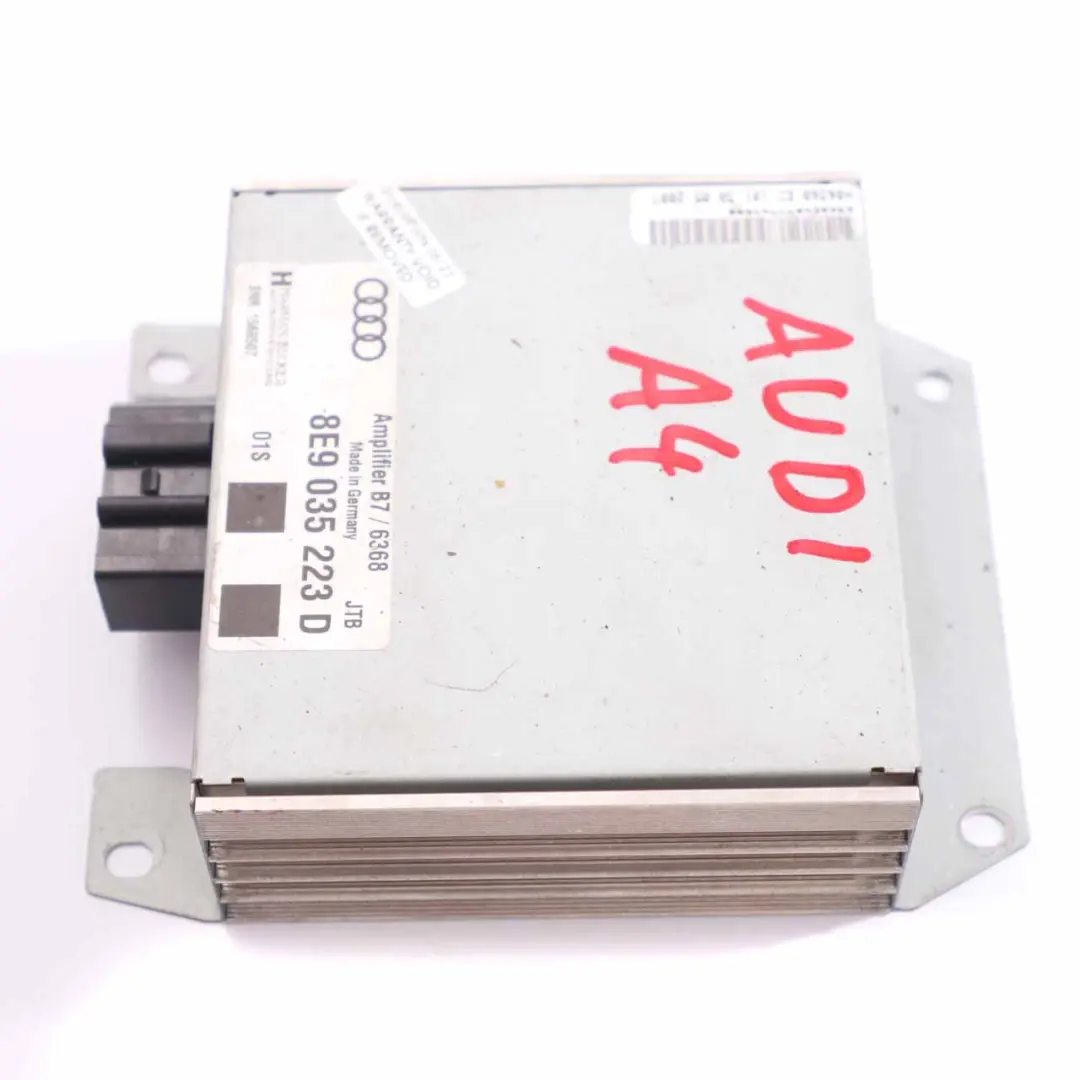 Audi A4 B7 Audio Radio Antena Amplificador Unidad Control Harman 8E9035223D