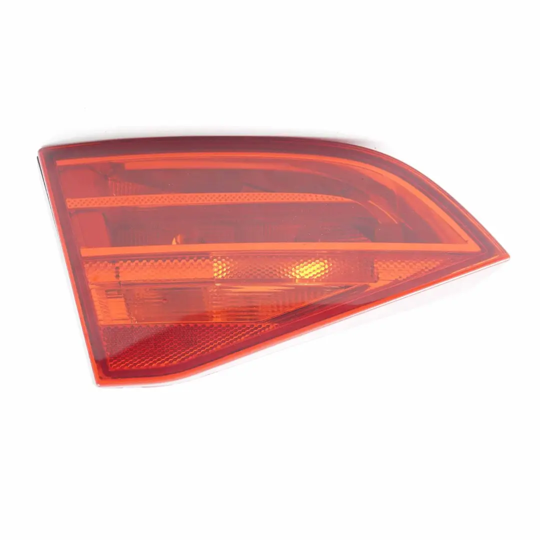 Audi A4 B8 Avant Rücklicht hinten links Lampe Heckklappe 8K9945093