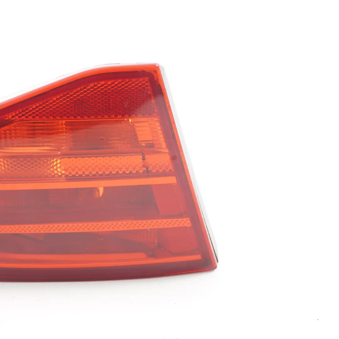 Audi A4 B8 Avant Rücklicht hinten links Lampe Heckklappe 8K9945093