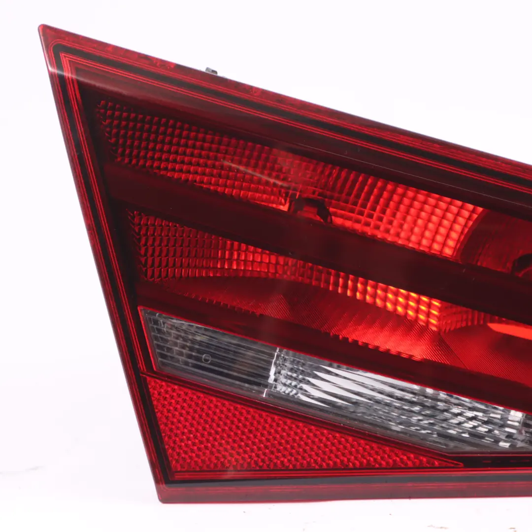 Audi A3 8V Rear Bootlid Inner Tail Light Lamp Left N/S 8V4945093 ..