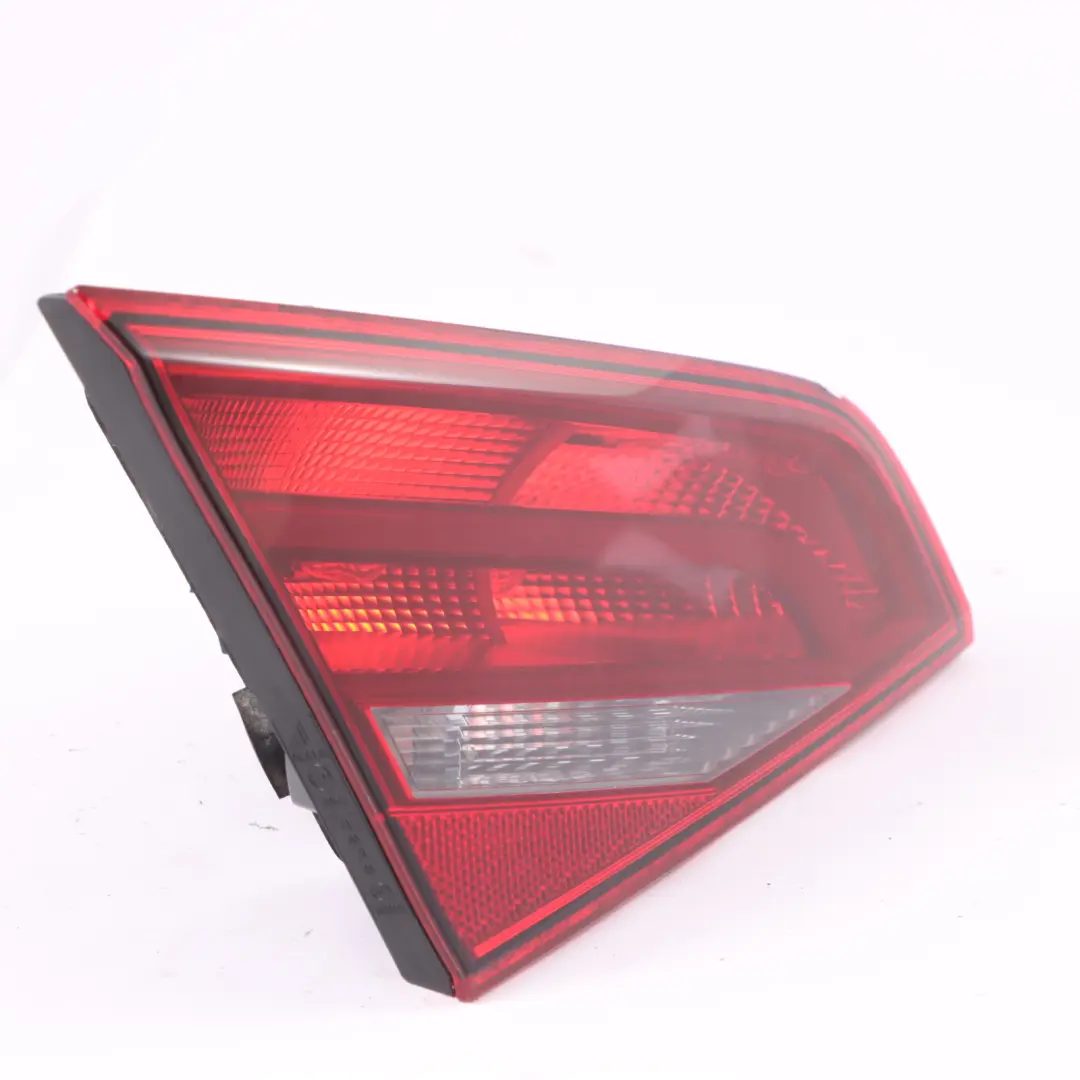 Audi A3 8V Rear Bootlid Inner Tail Light Lamp Left N/S 8V4945093 ..