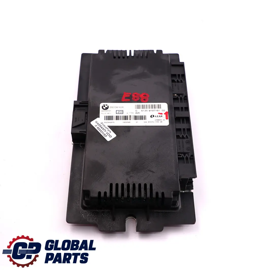 BMW E88 ECU Footwell Light Module Control Unit PL2 FRM II Lear 9197161