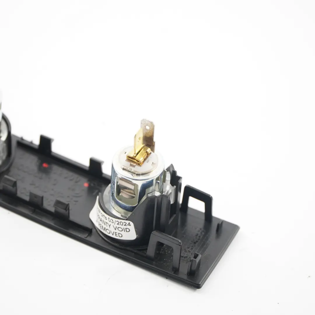 Tomas de corriente BMW F15 F16 Consola trasera 12V Toma 9252009