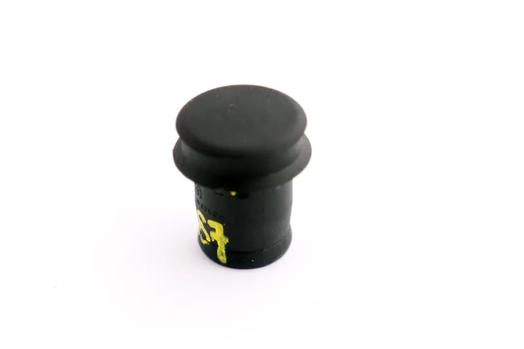 BMW 1 3 5 Series E60 E87 E90 F20 F30 Cigarette Plug Socket Stopper Cap 9316116