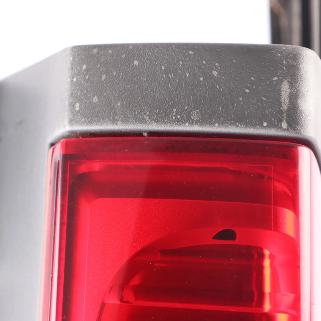 Rear Lamp Renault Trafic 2 Vauxhall Vivaro Right O/S Light Taillight 9385772