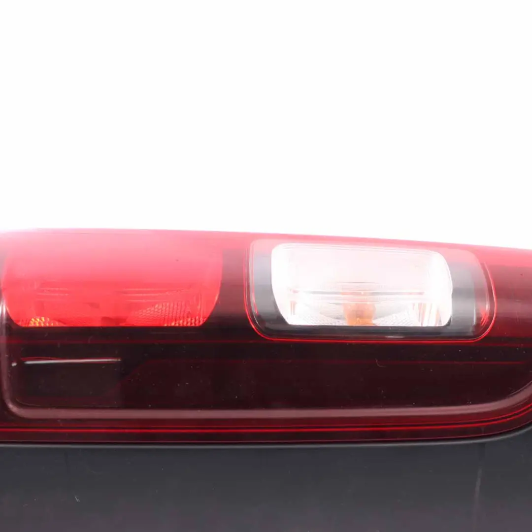 Rear Lamp Renault Trafic X82 Vauxhall Vivaro B Right O/S Light 93867969