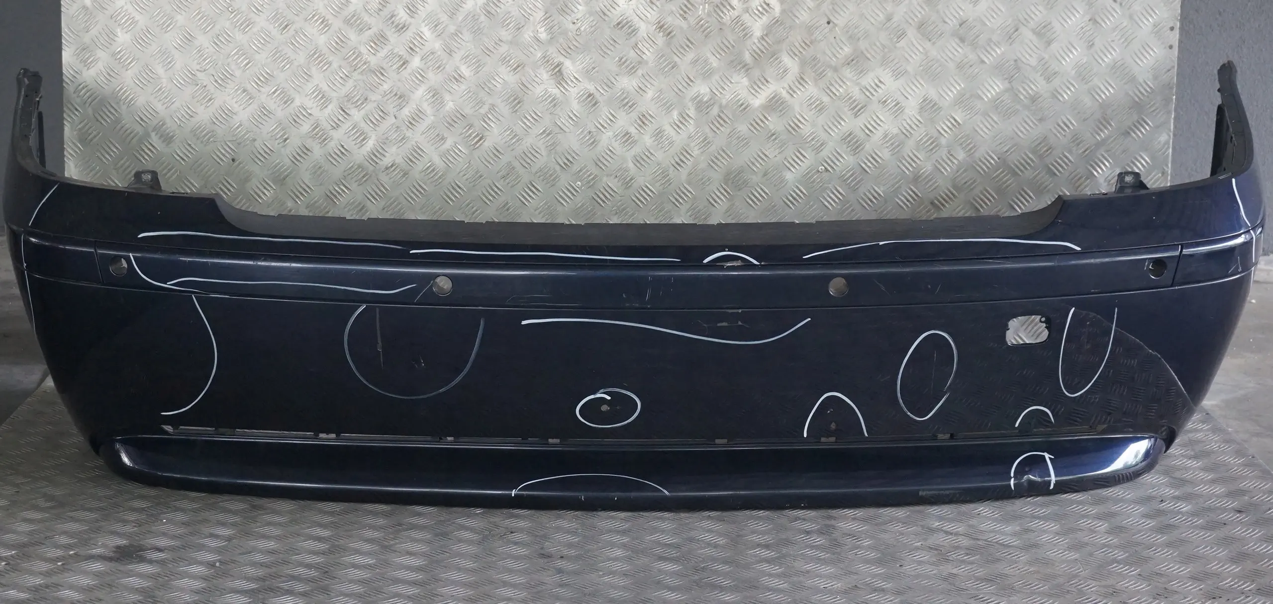 BMW 7 Series E65 E66 Rear Bumper Panel Orient Blue Orientblau Metallic - 317