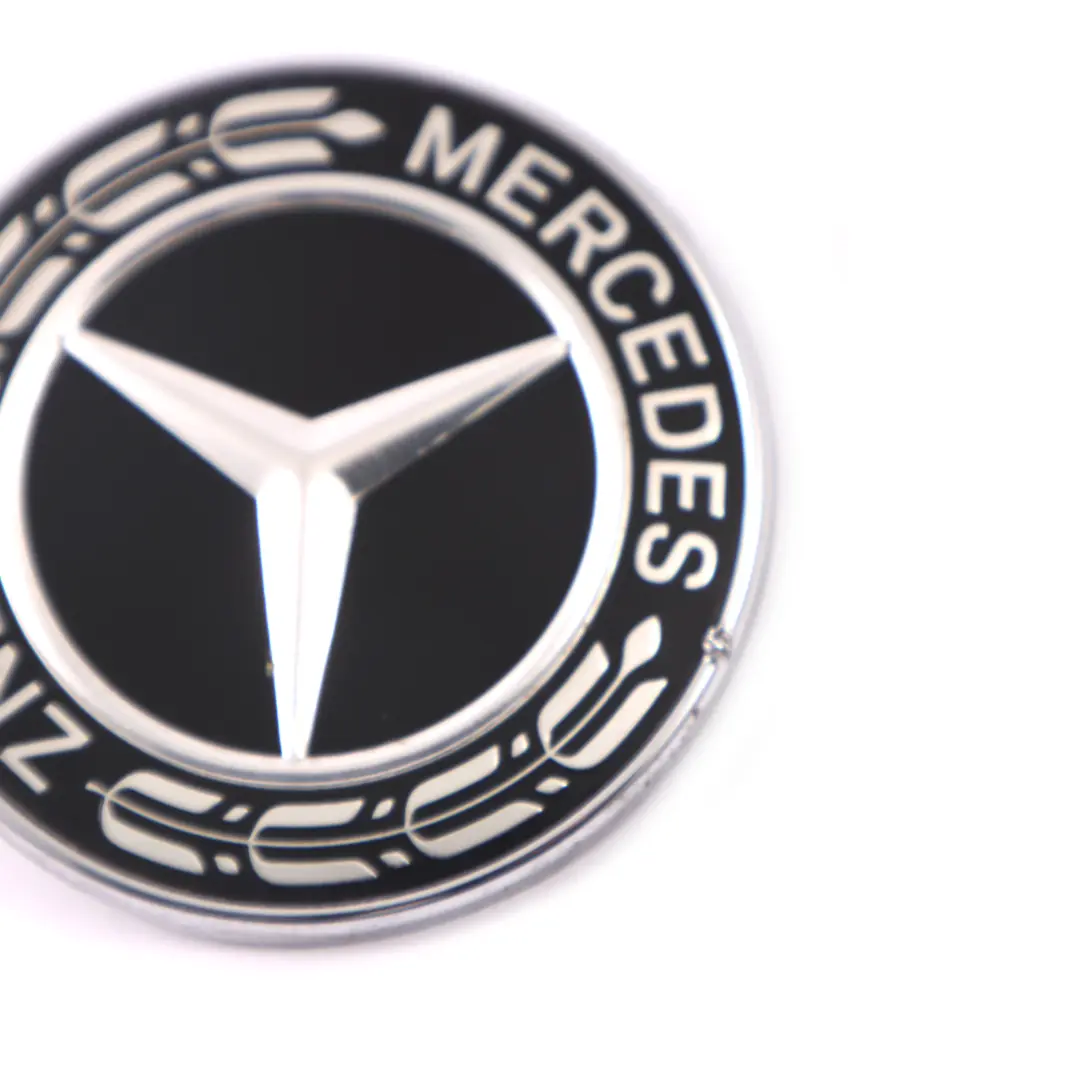 Emblema Capó Mercedes W213 C238 Insignia Frontal Logo A0008171701