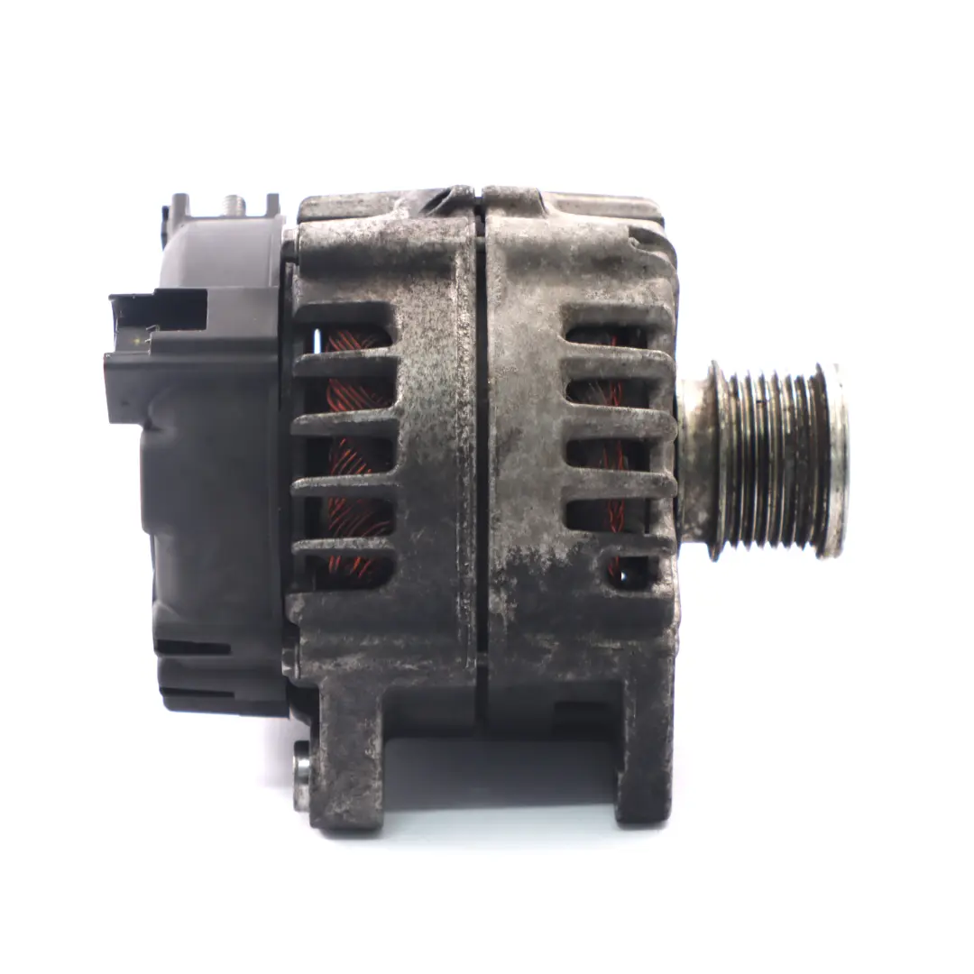 Alternador Mercedes W205 Motor Diesel M626 14V/200A Valeo A0009063701