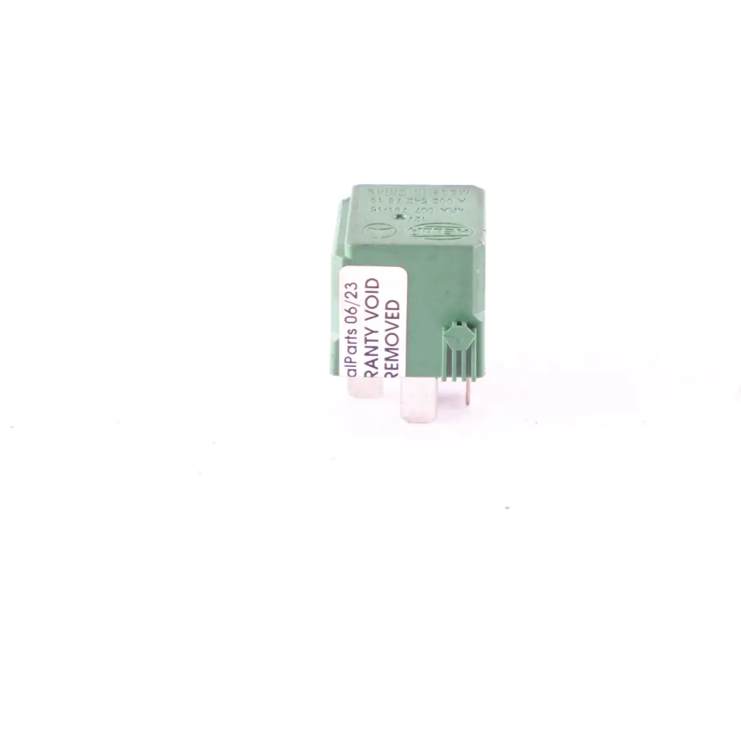 Mercedes-Benz SLS ML G C197 W164 W463 Relay Fuse 5-Pin Green Hella A0025427619