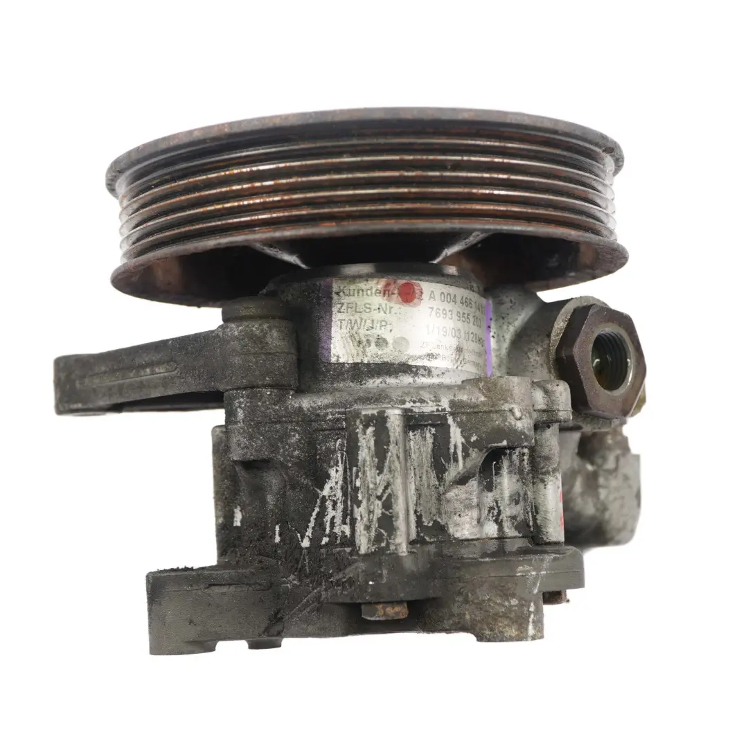 Bomba De direccion asistida Mercedes W211 M112 Motor De gasolina A0044661401