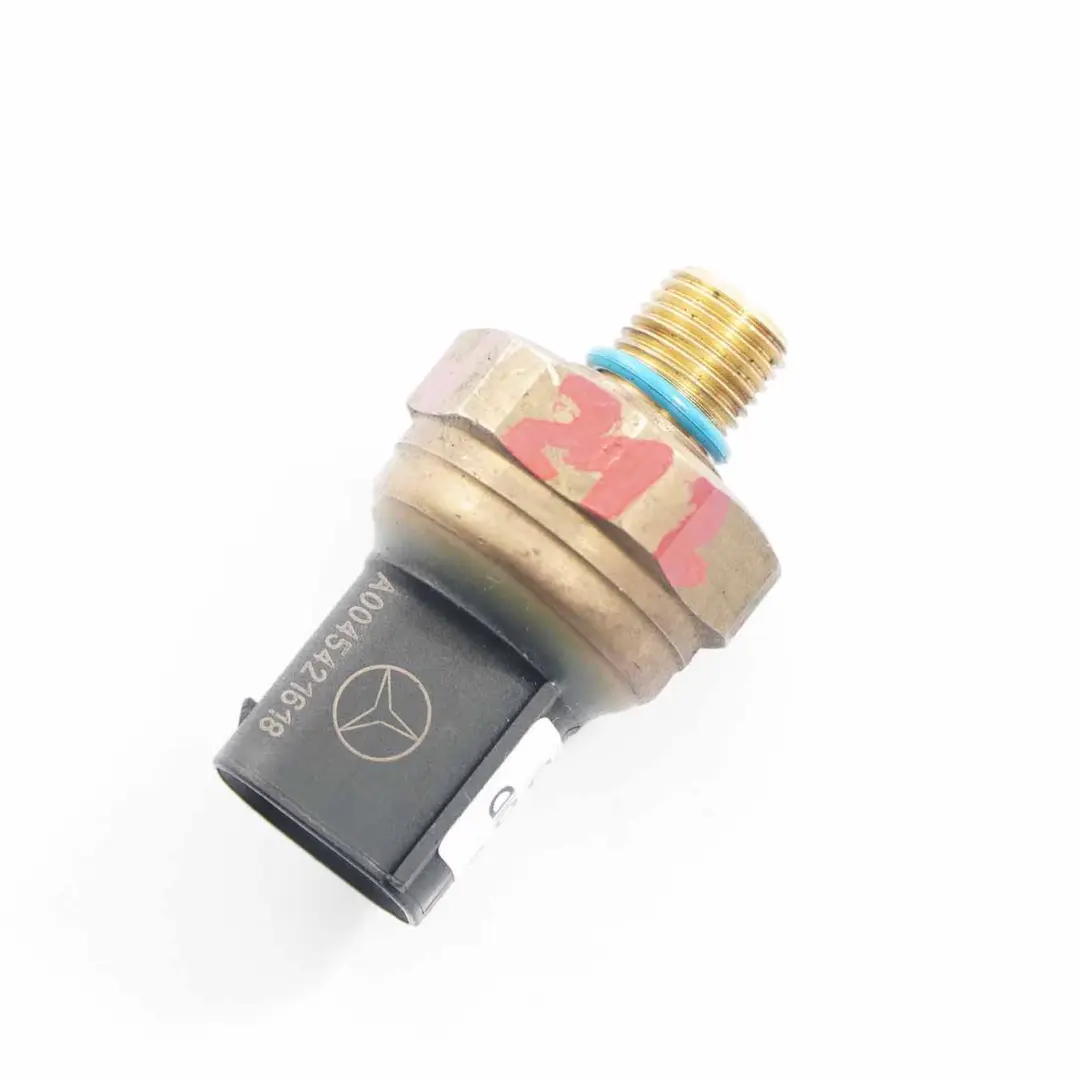 Mercedes W204 W211 W212 W906 Sensor De Presión De Combustible A0045421618