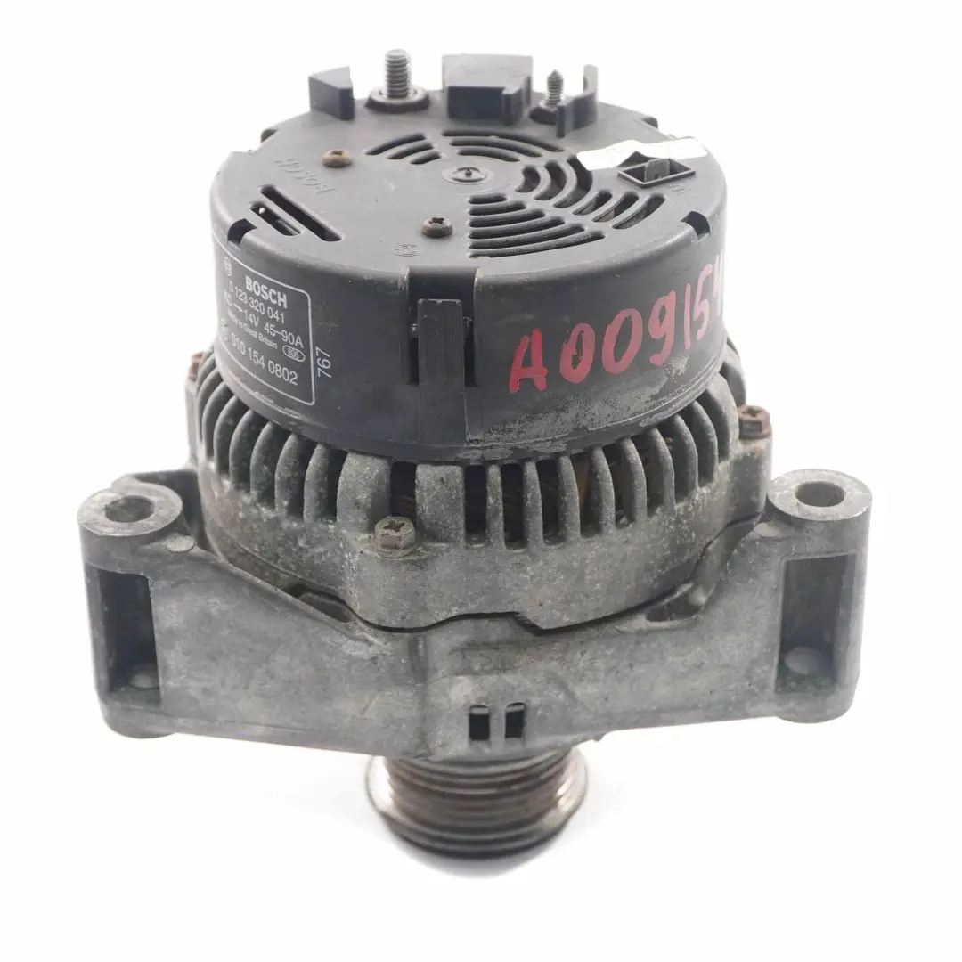 Motor diesel Mercedes W903 Alternador Generador 45-90A 14V A0101540802