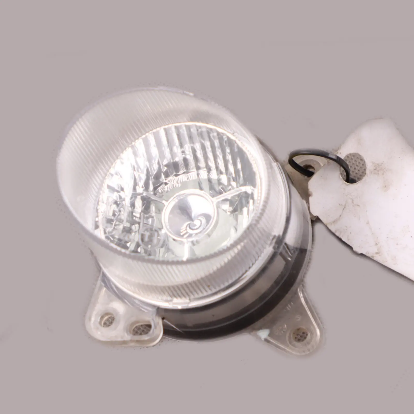 Mercedes W204 W207 Lampa Przeciwmgielna Halogen Lewy Przód A0999060251