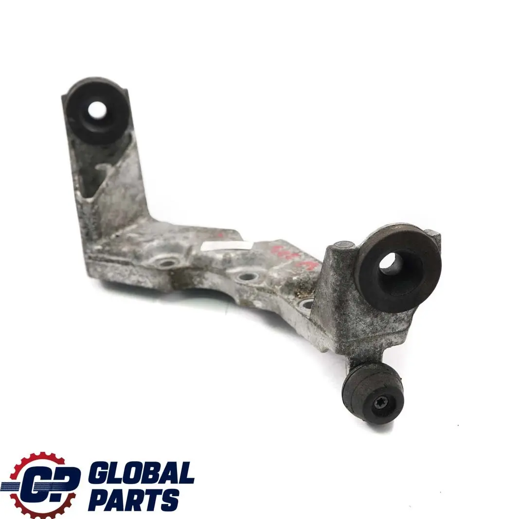 Mercedes W203 M111 Soporte del Cojinete de Bomba Direccion Asistida A1110940241