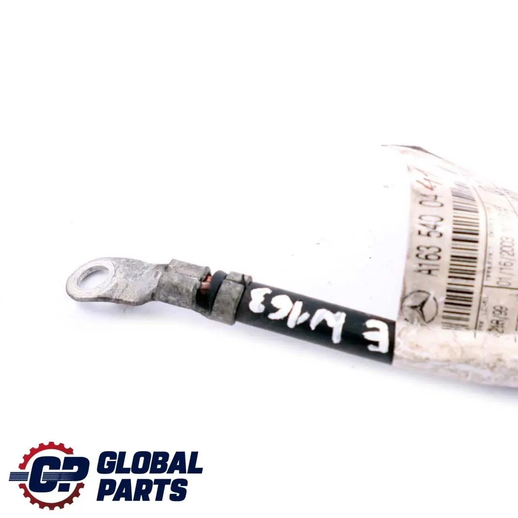 Mercedes-Benz Clase M ML W163 Cable De masa derecha Paso De rueda A1635400441