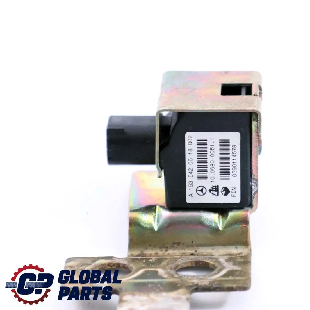 Mercedes-Benz C CLK W203 W208 Lateral Acceleration Speed Sensor A1635420618