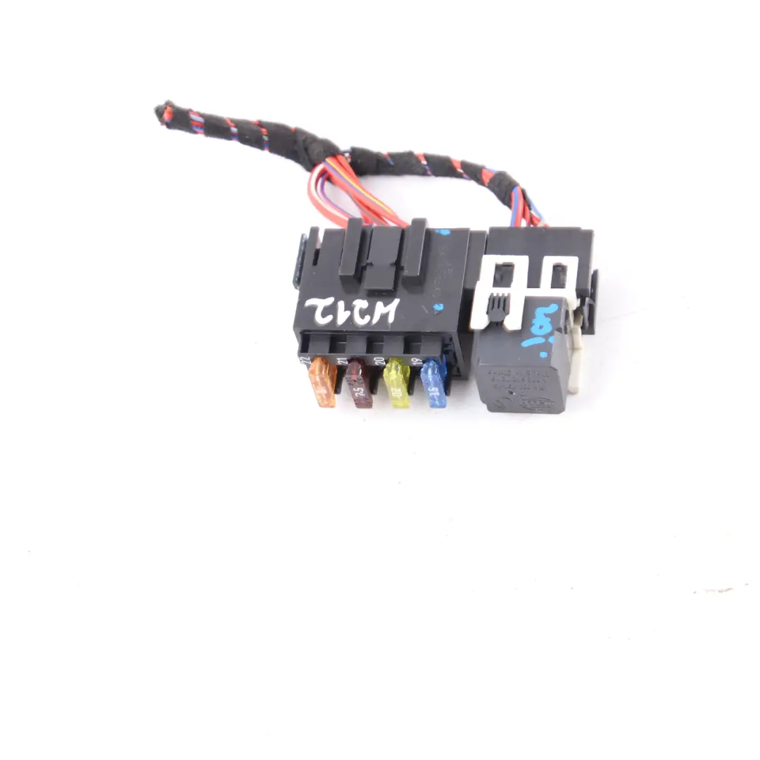 Fuse Box Mercedes W212 CLS W218 Control Unit Relay Module A1645456340