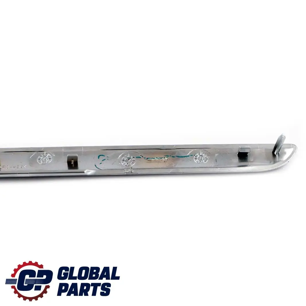 Mercedes W164 Trasera Derecha Tarjeta Puerta Decoración Strip Trim Plata