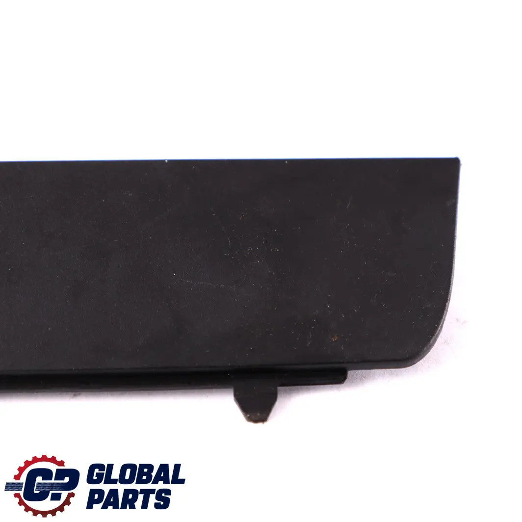 Mercedes A W169 Puerta Delantera Perno Cubierta Panel Negro A1697270187