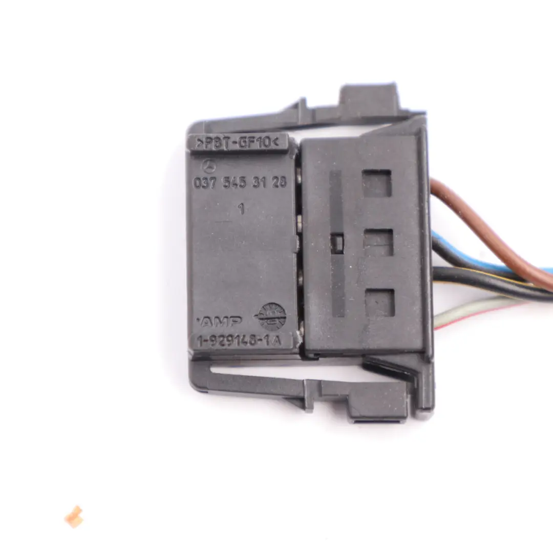Mercedes W245 Rear Lamp Right O/S Tail Light Plug Socket Wiring A0375453128