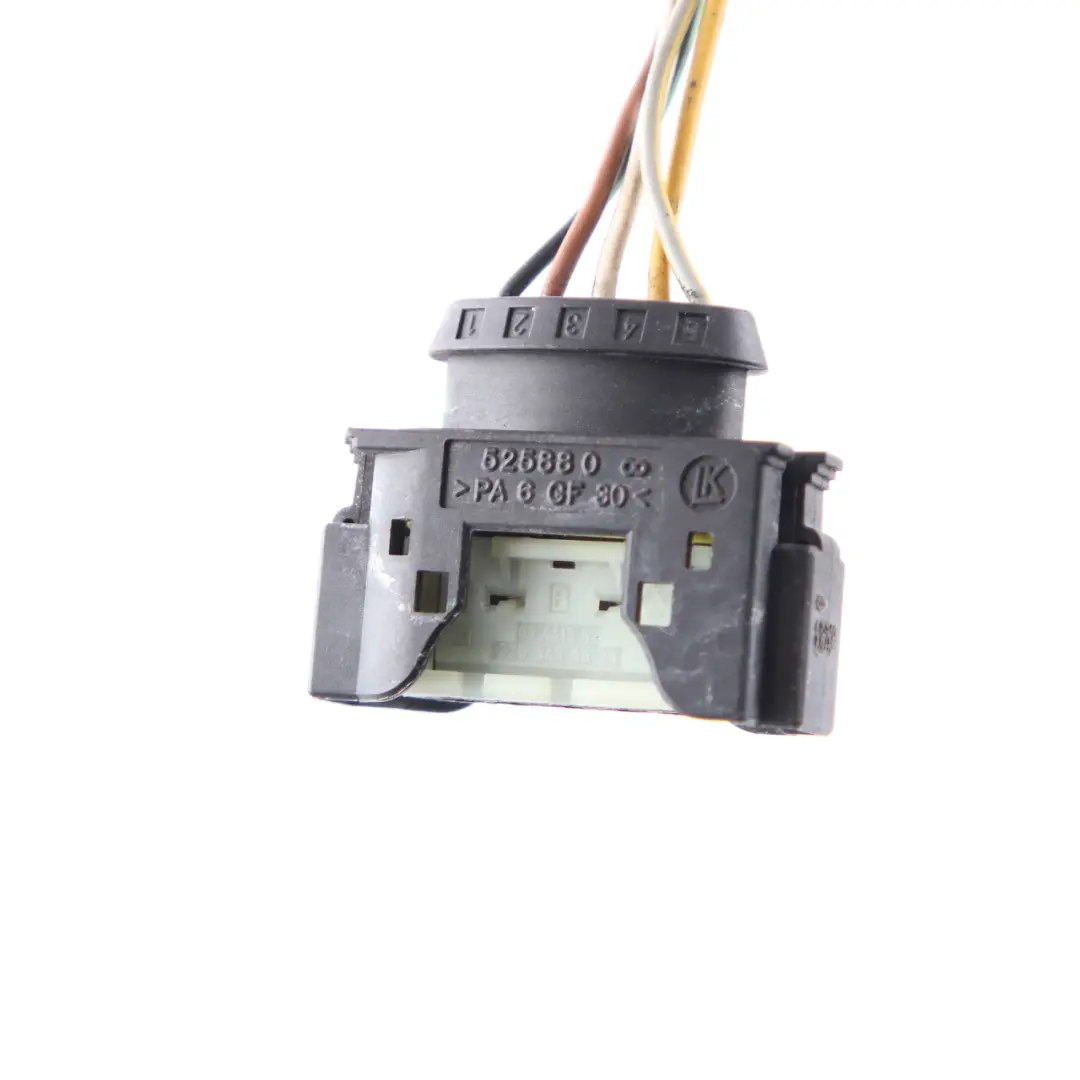 Mercedes W245 Headlight Lamp Front Right O/S Plug Socket Wiring A2205454628
