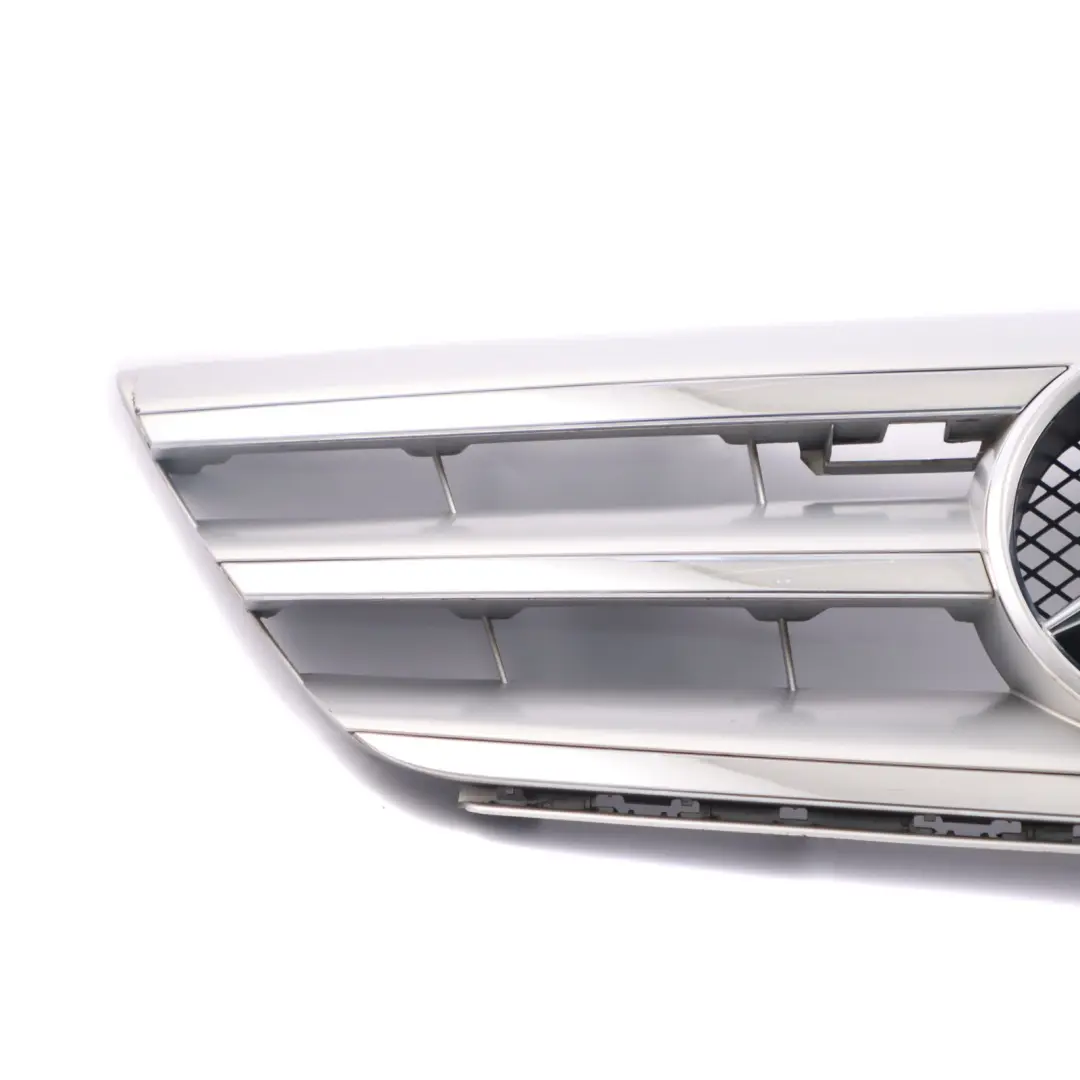 Mercedes W245 Osłona Grill Przód Srebrny Chrom