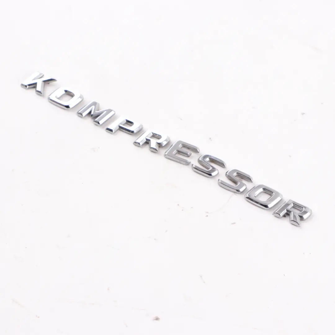 Mercedes SLK R171 Fender Emblema Lettering Frente Wing Panel Logo Kompressor