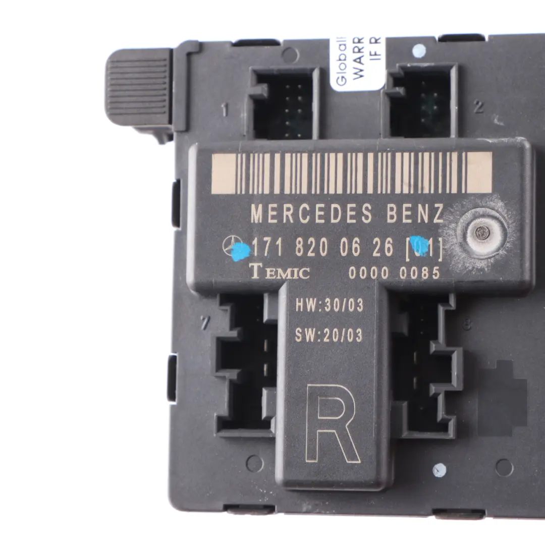 Mercedes R171 SLK200 Module Front Door Right O/S Control Module Unit A1718200626