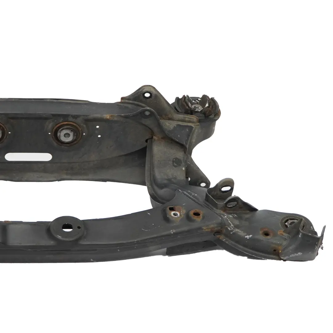 Mercedes SLK R172 Support d'essieu arrière Support sous châssis A1723500908