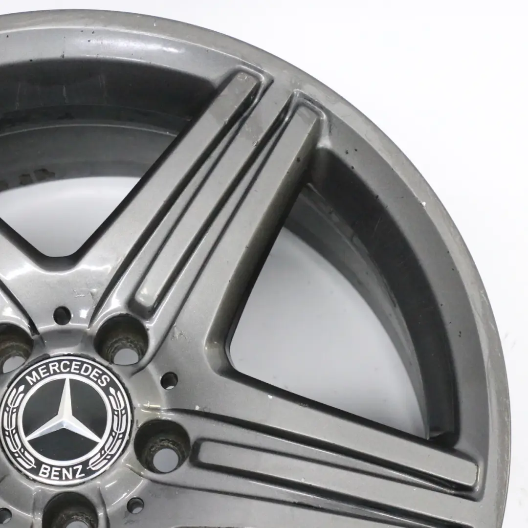 Llanta aleación gris Mercedes W176 AMG 18" 5 radios dobles ET:48 8J A1764010402