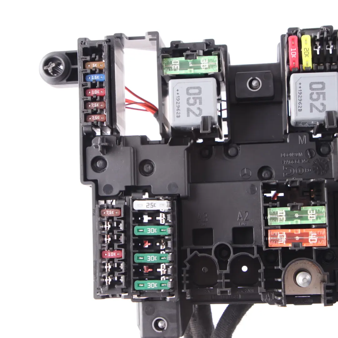 Mercedes W177 Boîte Fusibles Unité Relais Jonction Energie A1779061002