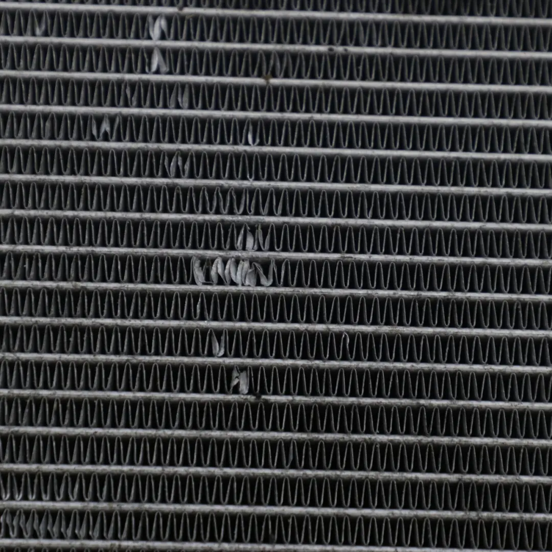 Mercedes-Benz C-Klasse W203 Motorkühlung Kühler Radiator Benzin A2035000503