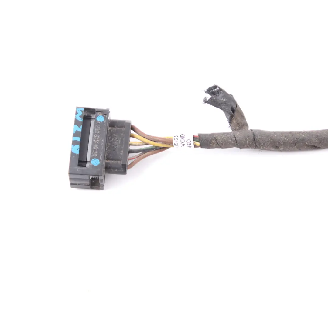 Mercedes CLS W219 Headllight Headlamp Front Plug Socket Wiring A2035450328