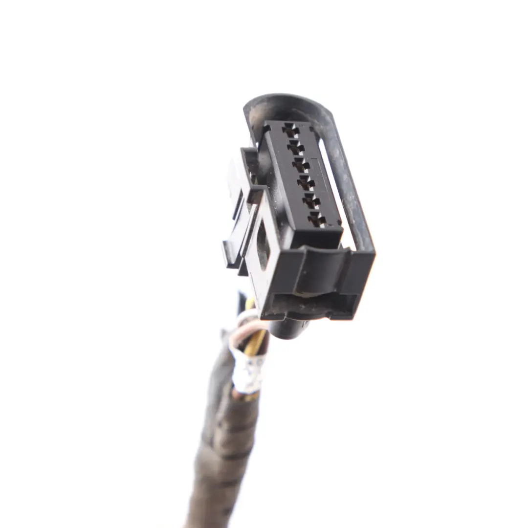 Mercedes CLS W219 Headllight Headlamp Front Plug Socket Wiring A2035450328