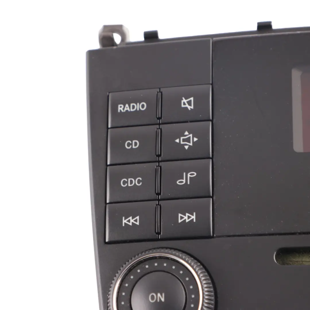 Mercedes W203 CD Media Player Radio Audio 20 Phone Head Unit A2038704589