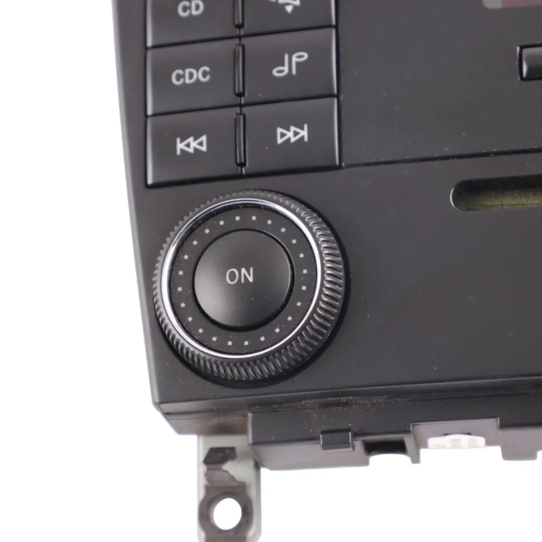 Mercedes W203 CD Media Player Radio Audio 20 Phone Head Unit A2038704589