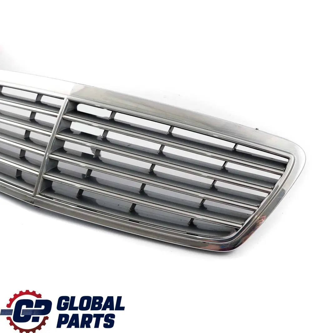 Mercedes-Benz C-Klasse W203 Grill Kühlergrill Frontgrill Chrom A2038800183