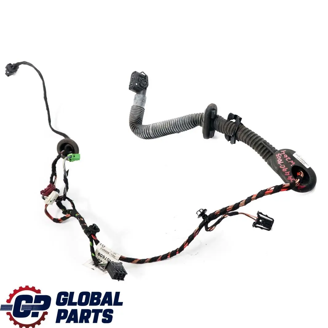 Mercedes-Benz C W204 Rear Left N/ Right Door Wiring Loom Harness A2045407609