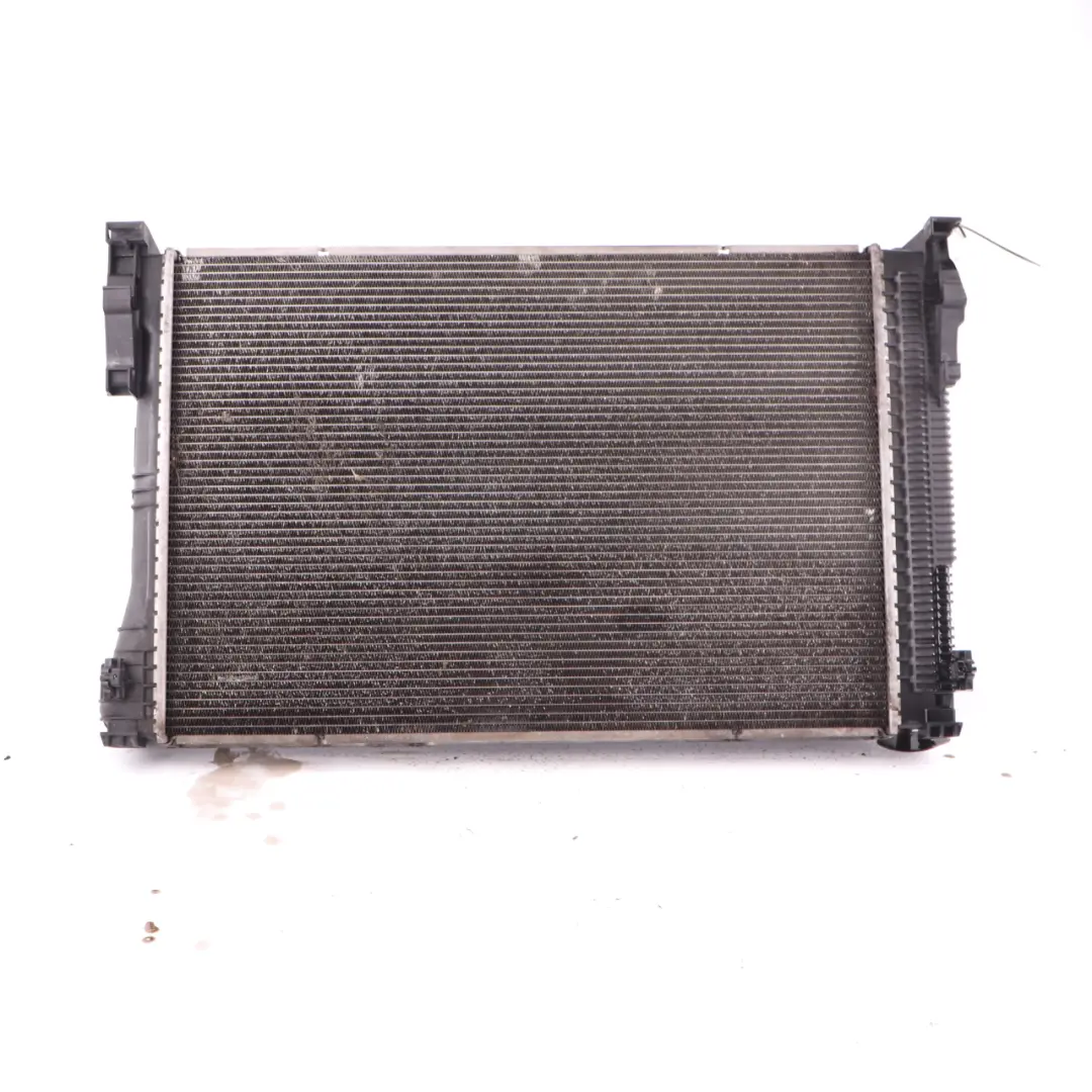 Radiateur refroidissement Mercedes W204 OM651 Radiateur diesel A2045003603