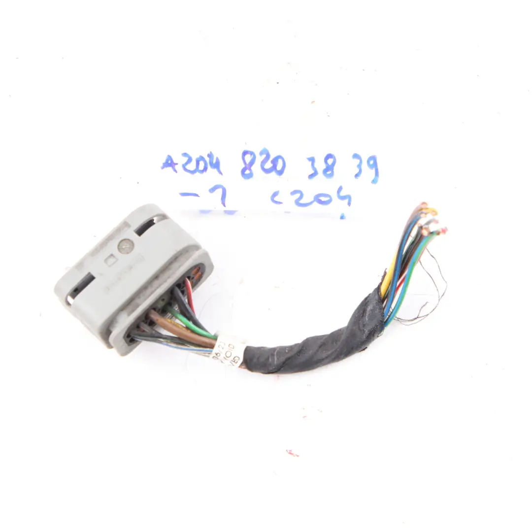 Mercedes W204 Headlight Xenon Front Right O/S Plug Wiring Socket A0525455626