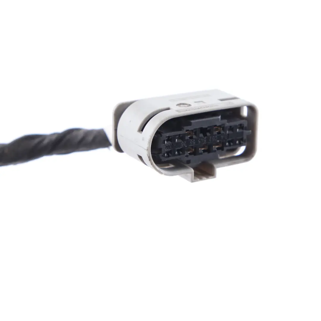 Mercedes W204 Headlight Xenon Front Right O/S Plug Wiring Socket A0525455626